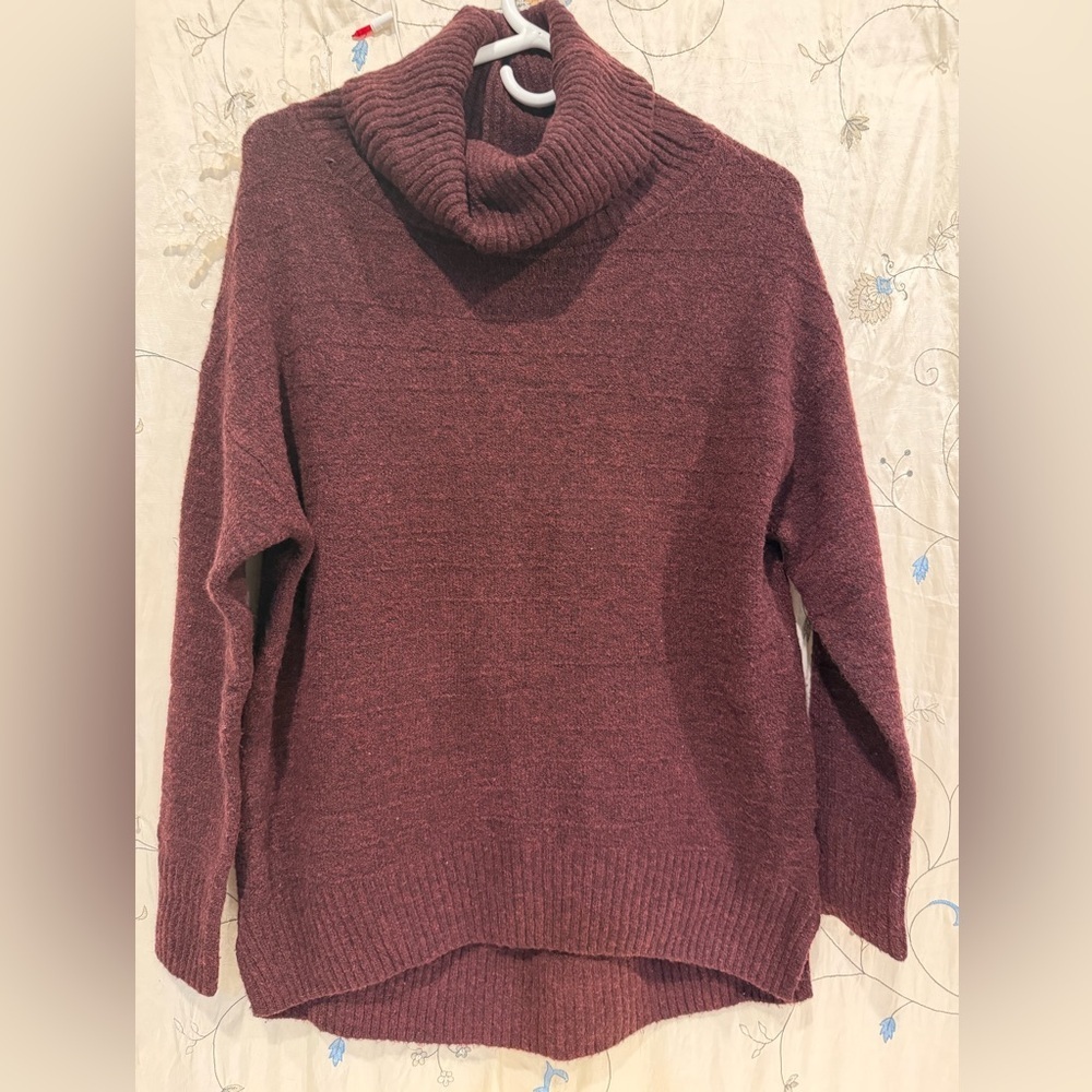 Old Navy Women's Maroon Cowl Neck Sweater - Picture 1 of 9